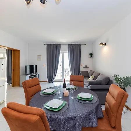 Beachfront Jackie 公寓